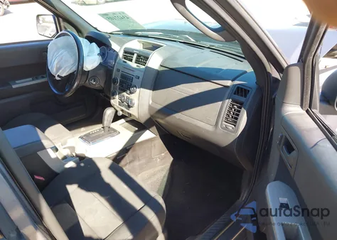 2010 Ford Escape Xlt из США, поврежденный, VIN 1FMCU0D75AKB93403